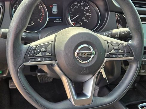 Used 2022 Nissan Rogue Sport S AWD/4WD image 25