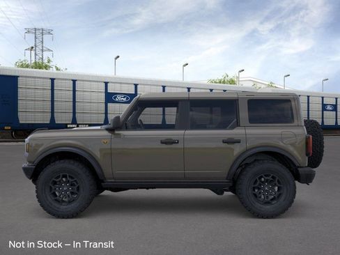 New 2026 Ford Bronco Badlands AWD/4WD image 3