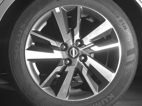 Used 2025 Nissan Versa SV image 14