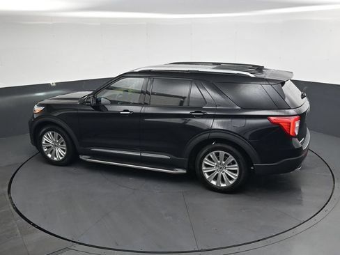 Used 2024 Ford Explorer Limited w/ Limited Technology Package RWD image 39