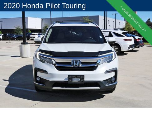 Used 2020 Honda Pilot Touring image 2