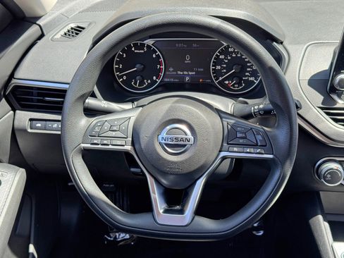 Used 2020 Nissan Altima 2.5 S image 18