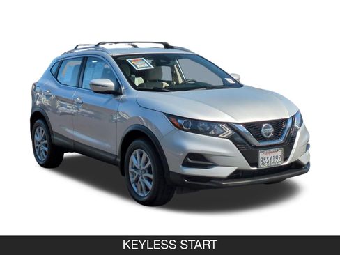 Used 2020 Nissan Rogue Sport SV FWD image 2