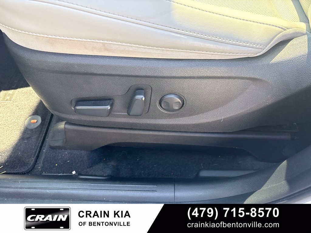 Certified 2024 Kia Telluride S w/ S Sunroof Package AWD/4WD image 14