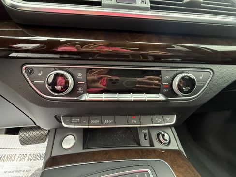 Used 2019 Audi Q5 2.0T Premium Plus w/ Premium Plus Package image 15