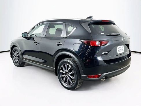 Used 2018 MAZDA CX-5 Touring w/ Preferred Equipment Package FWD image 4