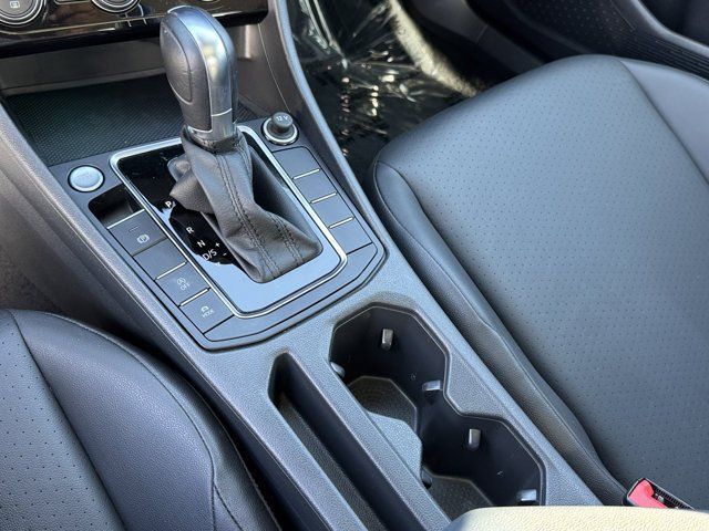 Used 2019 Volkswagen Jetta SEL FWD image 20