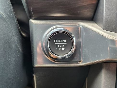 Used 2024 Ford F150 Lariat w/ FX4 Off-Road Package AWD/4WD image 19