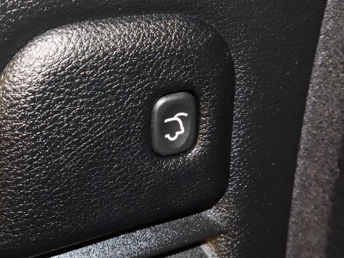 Used 2024 Dodge Durango GT image 20