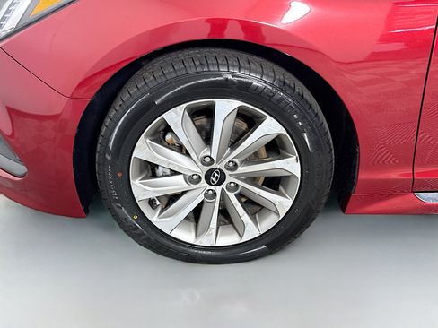 Used 2016 Hyundai Sonata Sport w/ Option Group 02 FWD image 38