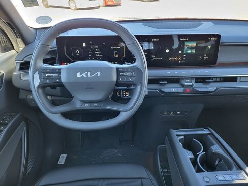 New 2026 Kia EV9 Land image 11
