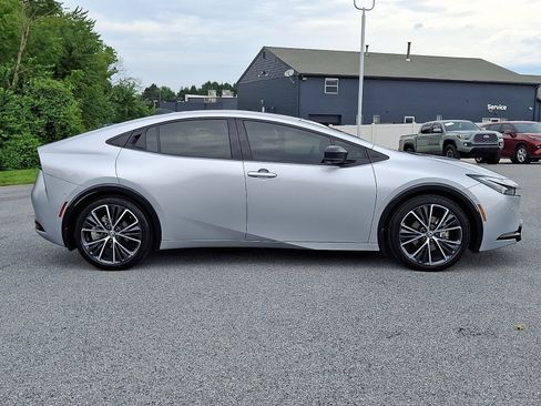 Certified 2025 Toyota Prius Limited w/ Limited Premium Package AWD/4WD image 8