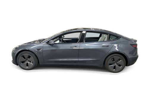 Certified 2023 Tesla Model 3 Standard Range RWD image 3