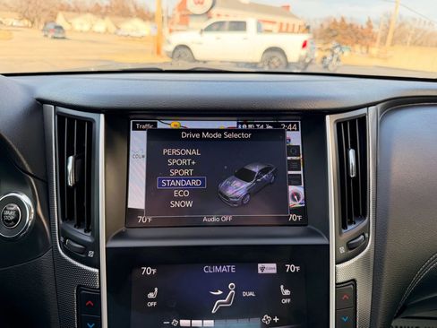 Used 2018 INFINITI Q50 Sport w/ Sensory Package (Sport) RWD image 20