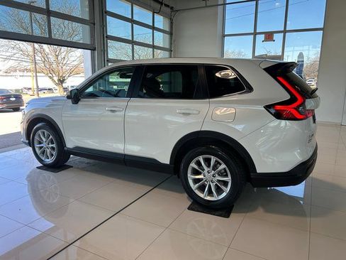 Used 2024 Honda CR-V EX-L image 10