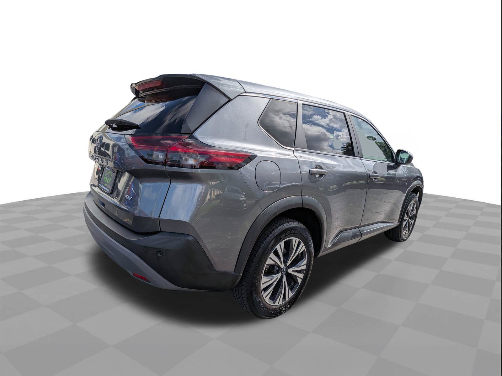 Used 2023 Nissan Rogue SV FWD image 4
