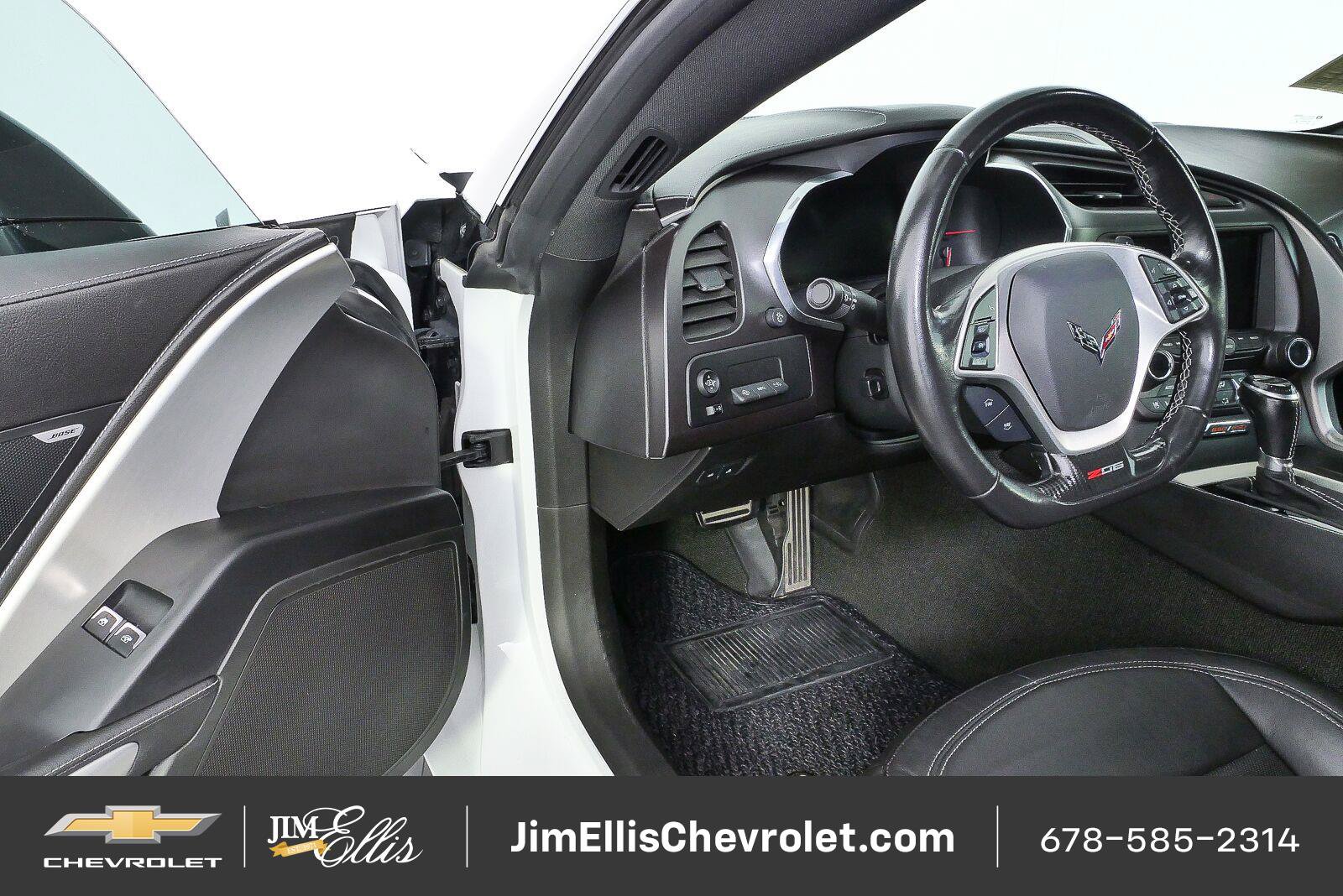 Used 2018 Chevrolet Corvette Z06 RWD image 8