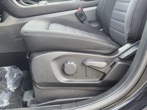 Used 2024 Ford Edge SE AWD/4WD image 15