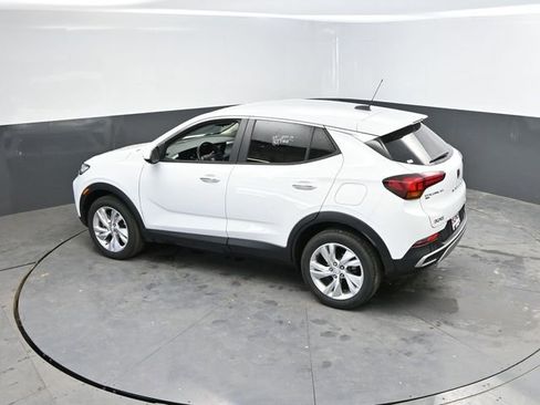 Used 2025 Buick Encore GX Preferred AWD/4WD image 38