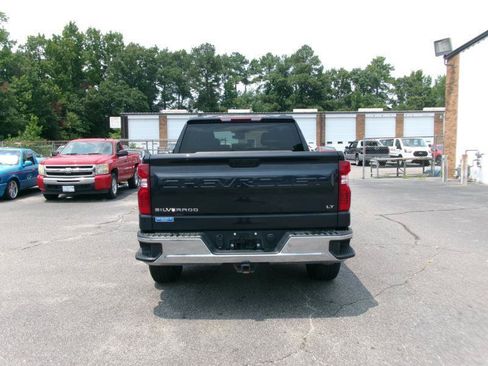Used 2024 Chevrolet Silverado 1500 LT AWD/4WD image 7