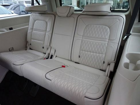 Used 2023 Lincoln Navigator L Black Label AWD/4WD image 16