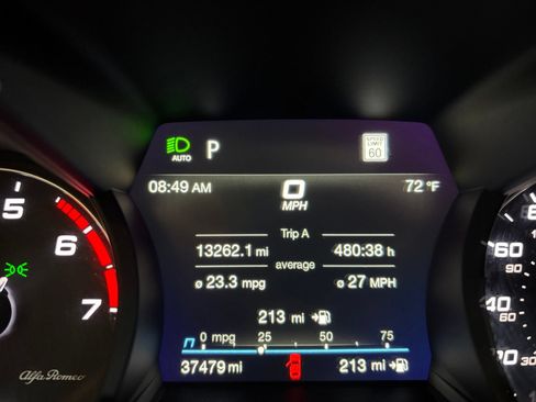 Used 2022 Alfa Romeo Stelvio Veloce AWD/4WD image 19