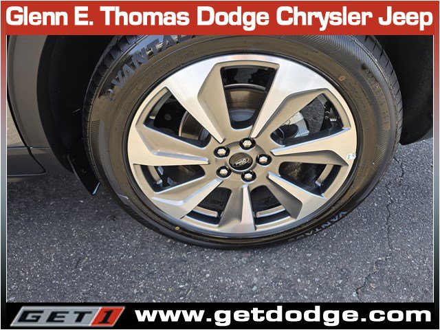 Used 2025 Ford Escape Platinum AWD/4WD image 36