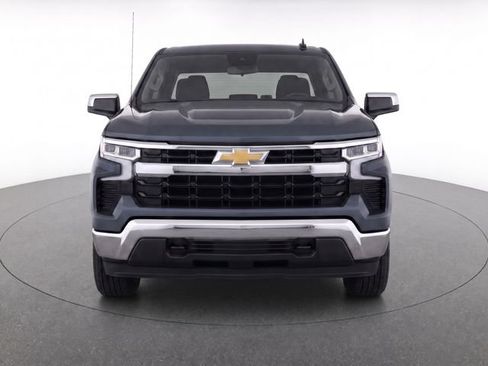 Used 2025 Chevrolet Silverado 1500 LT RWD image 5