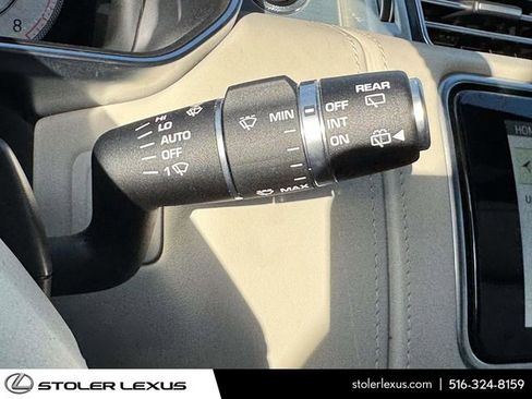 Used 2022 Land Rover Range Rover SV Autobiography Dynamic image 29