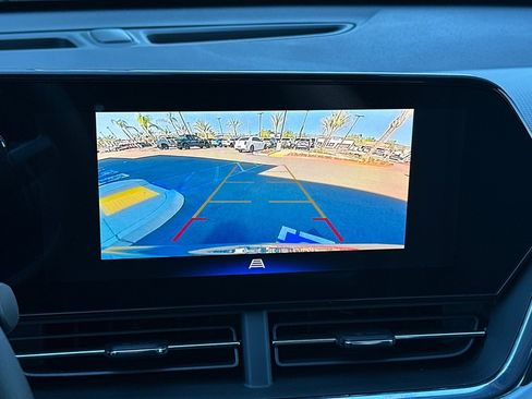 New 2026 Chevrolet Trax LT w/ Driver Confidence Package image 19