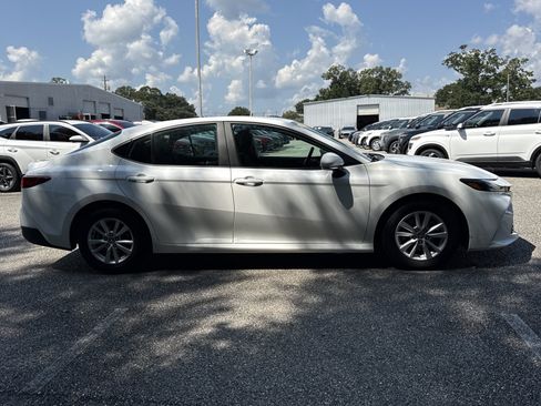 Used 2025 Toyota Camry LE FWD image 2