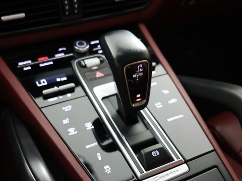 Used 2020 Porsche Cayenne S AWD/4WD image 6