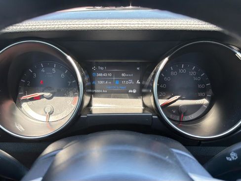 Used 2018 Ford Mustang Shelby GT350 w/ Electronics Package RWD image 21
