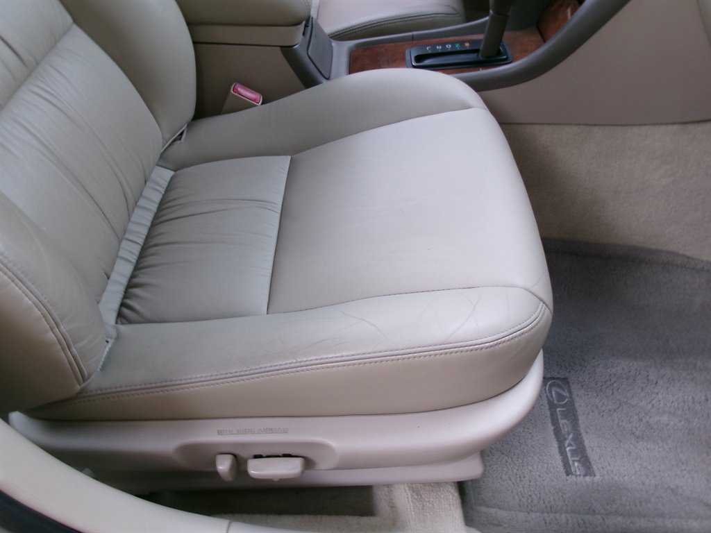 Used 2001 Lexus ES 330 w/ Lexus Value Pkg FWD image 18