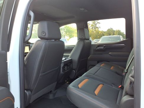 New 2026 GMC Sierra 1500 AT4 w/ AT4 Premium Package AWD/4WD image 23
