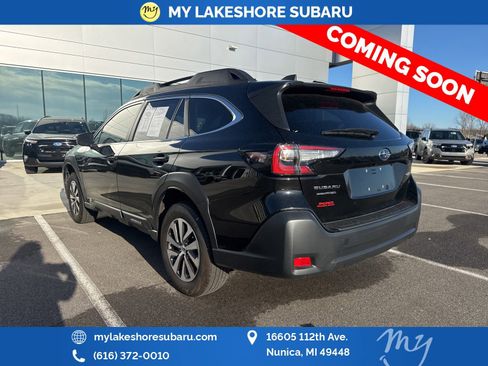 Used 2025 Subaru Outback Premium w/ Popular Package #1A image 7