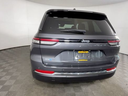 Used 2024 Jeep Grand Cherokee Limited 4xe w/ Trailer Tow Package AWD/4WD image 7