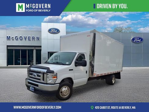 Used 2023 Ford E-450 and Econoline 450 Super Duty RWD image 1