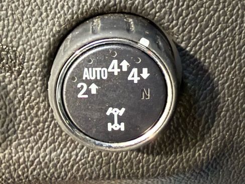 Used 2022 Chevrolet Colorado LT image 20