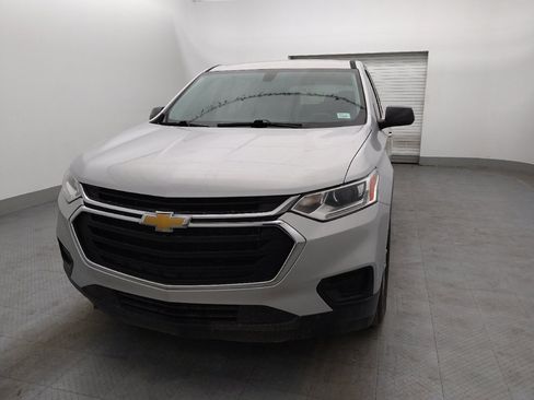 Used 2021 Chevrolet Traverse LS image 15