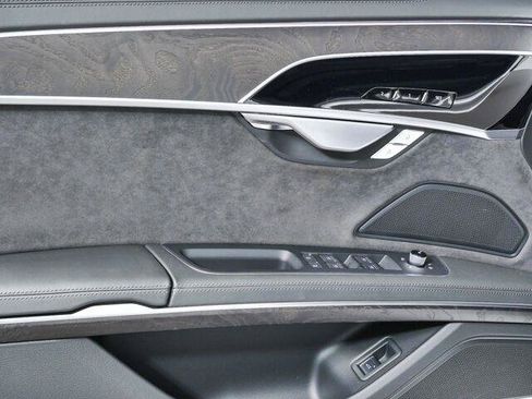 Used 2025 Audi A8 L 3.0T w/ Executive Package AWD/4WD image 8