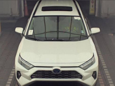 Used 2024 Toyota RAV4 Limited w/ Advanced Technology Package AWD/4WD image 3