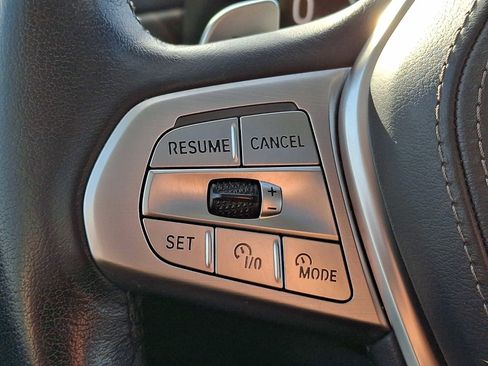 Used 2023 BMW X7 xDrive40i w/ Premium Package image 16