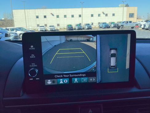 Used 2025 Honda Pilot Elite image 45