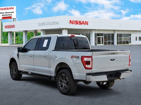 Used 2023 Ford F150 Lariat w/ Max Trailer Tow Package image 3