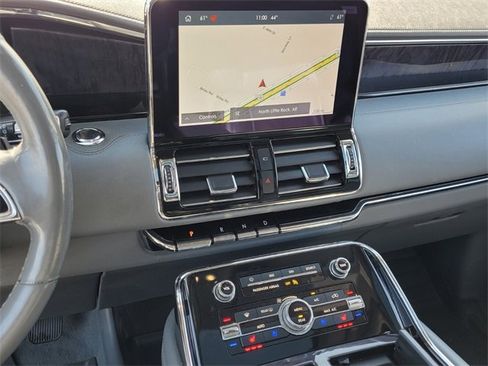 Used 2020 Lincoln Navigator Reserve w/ Luxury Package image 22