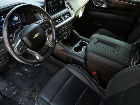 Used 2023 Chevrolet Tahoe Premier w/ Advanced Technology Package image 11