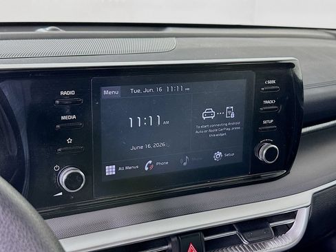 Used 2022 Kia K5 LXS FWD image 13