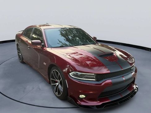 Used 2018 Dodge Charger R/T Scat Pack RWD image 1
