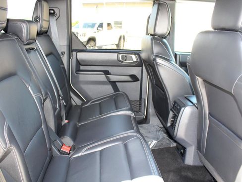 Used 2025 Ford Bronco Outer Banks AWD/4WD image 59